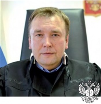 Судья Григенча Виктор Янович