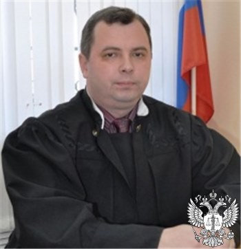 Судья Лавров Сергей Николаевич