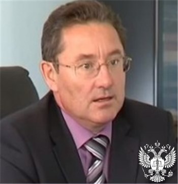 Судья Новиков Валерий Николаевич