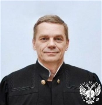 Судья Овчинников Василий Васильевич