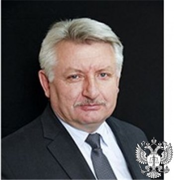 Судья Плужников Николай Петрович