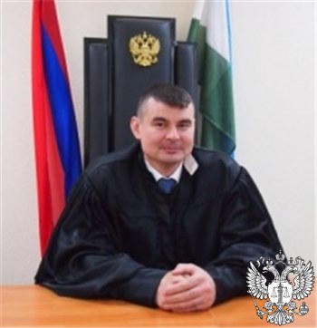 Судья Рафиков Рустам Рафисович