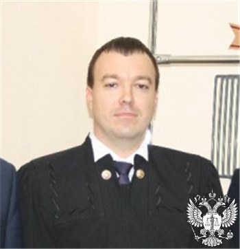 Судья Жолобов Виктор Викторович