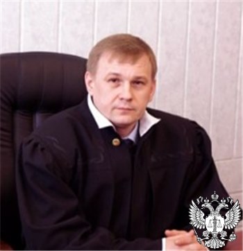 Судья Жолобов Ярослав Борисович